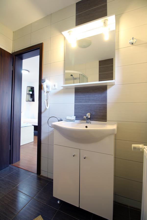 Casa Micu Hotel ซีบิว ภายนอก รูปภาพ