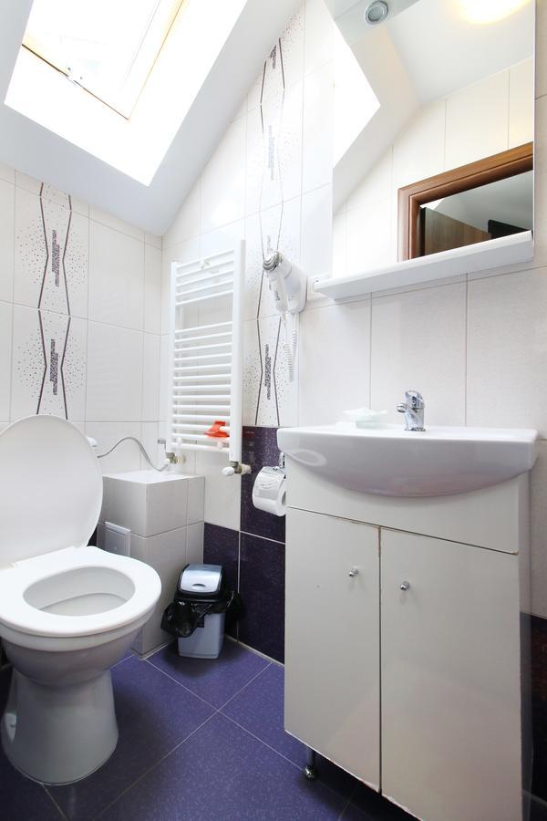 Casa Micu Hotel ซีบิว ภายนอก รูปภาพ