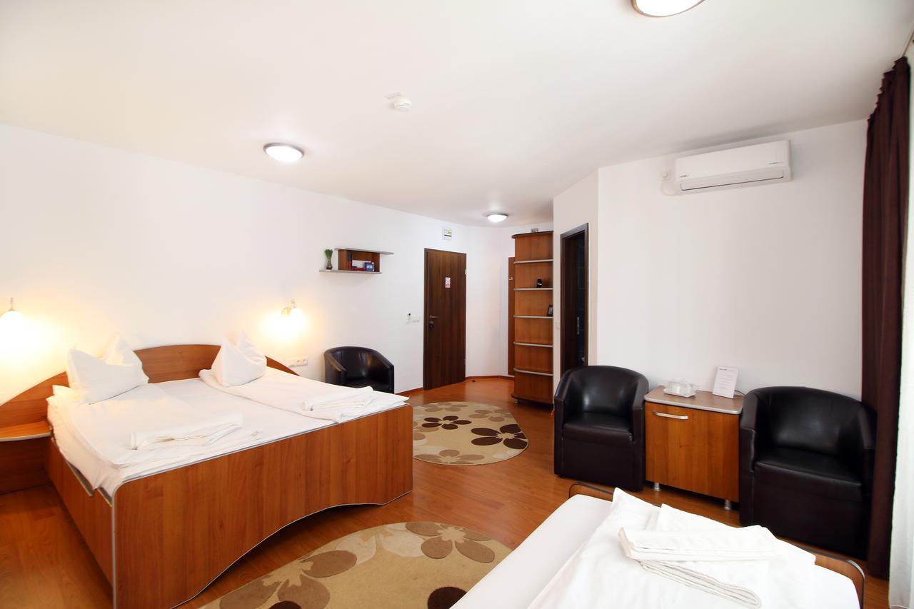 Casa Micu Hotel ซีบิว ภายนอก รูปภาพ