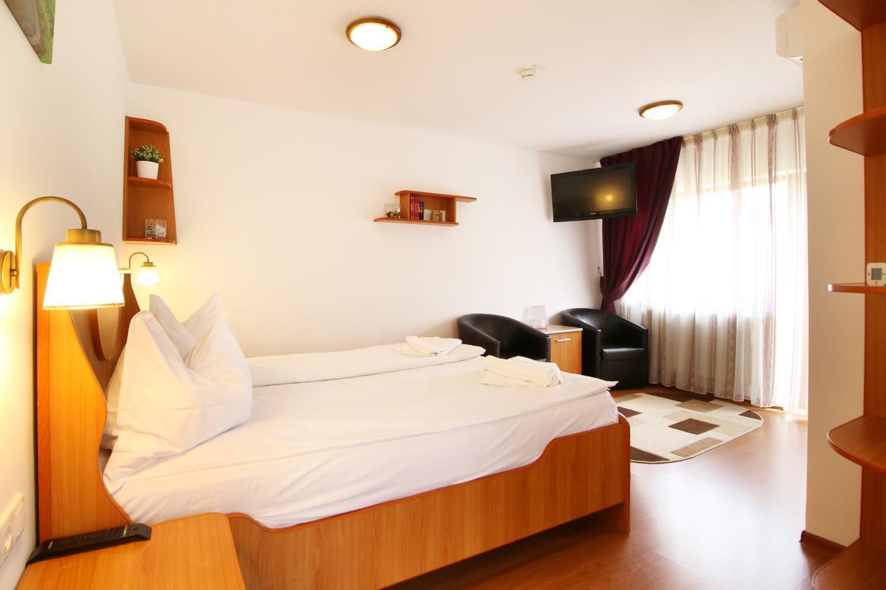 Casa Micu Hotel ซีบิว ภายนอก รูปภาพ